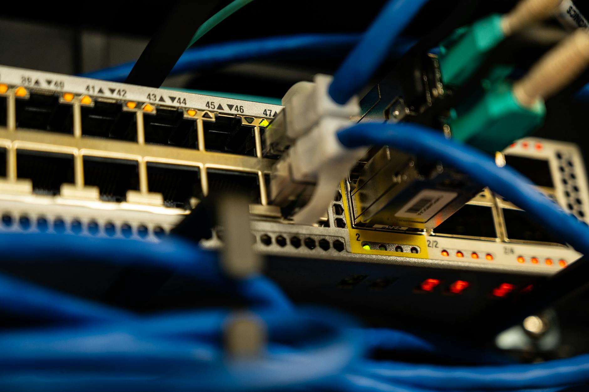 Business office networking — why use dedicated business broadband UK