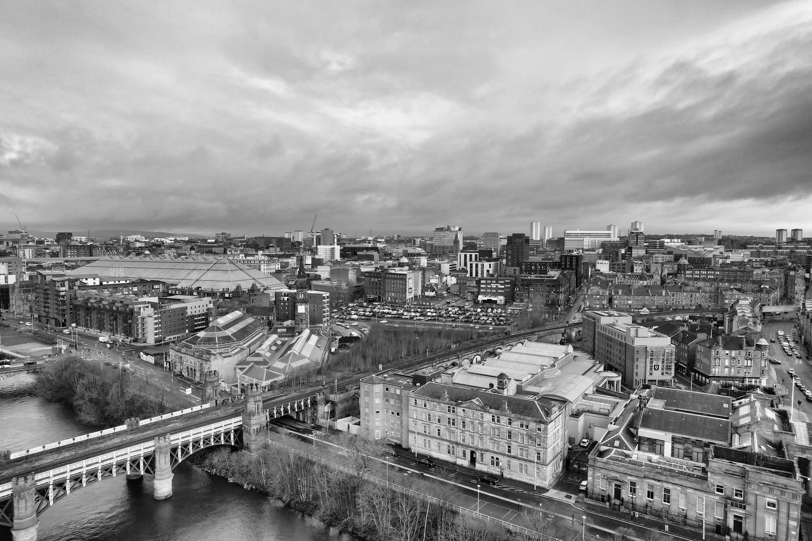 Compare broadband deals Glasgow — find the cheapest fast package at your address with Switch
