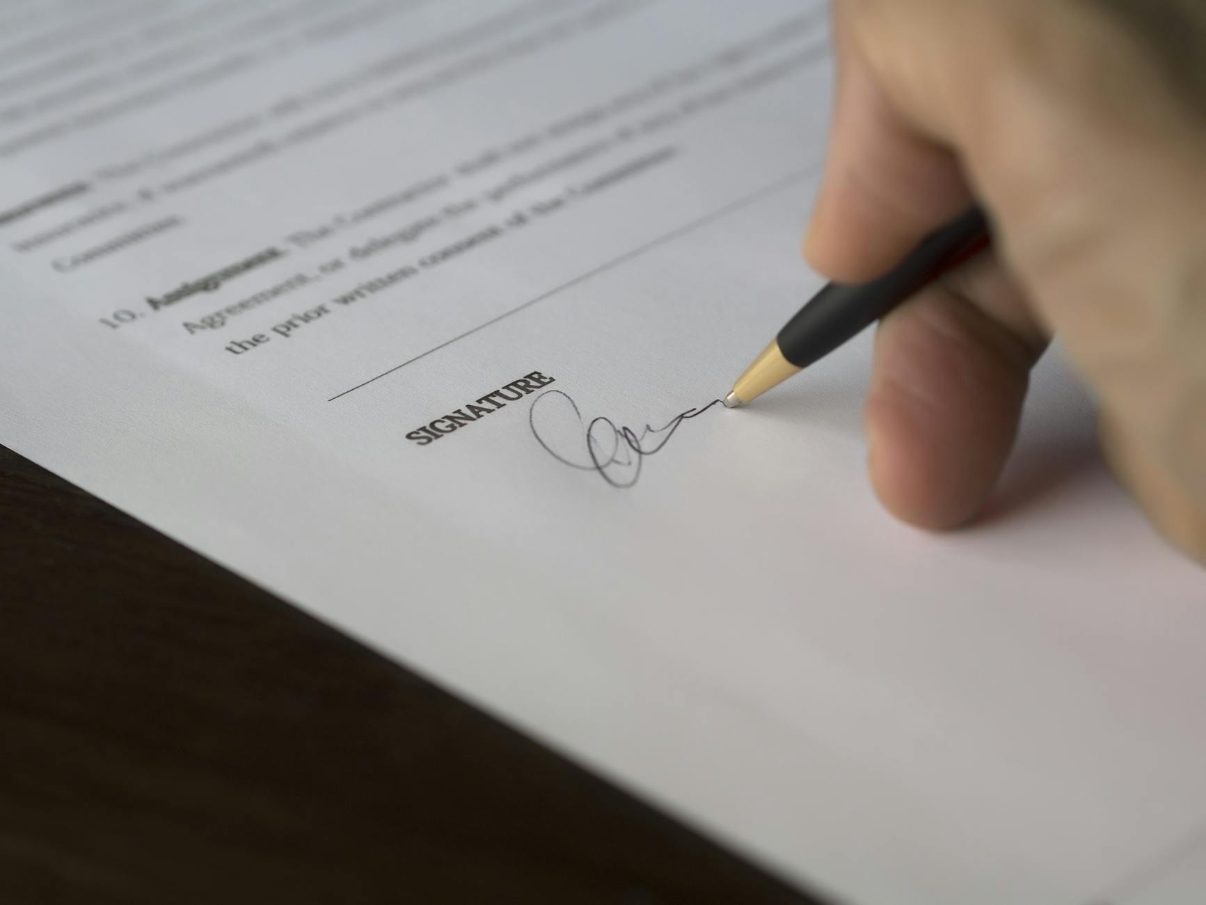 Energy bill comparison — fixed vs variable tariff decision for winter 2026